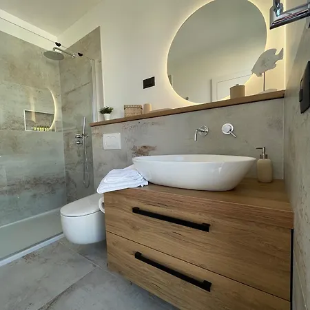 Villa Beautiful Laganini With Heated Pool *