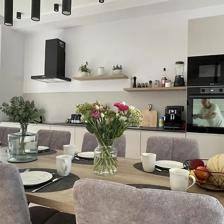 Beautiful Laganini With Heated Pool * Nin